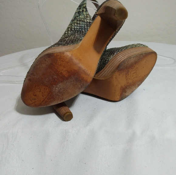 STUART WEITZMAN 100% Python PLATFORM Peep toe sling back. - Picture 5 of 5